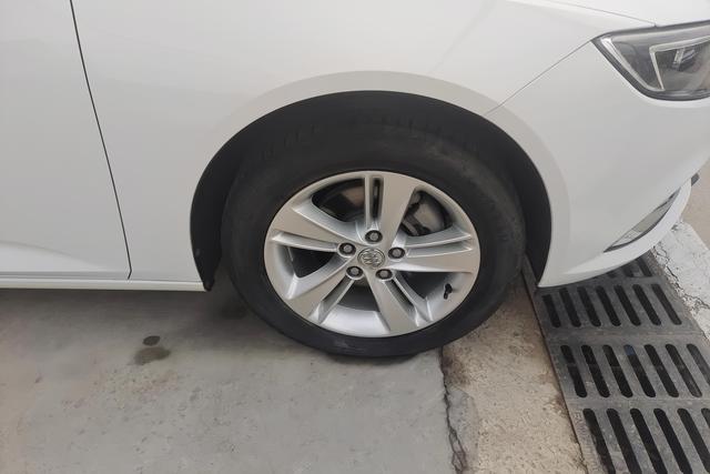 Buick Regal id 3783322 из Китая 13