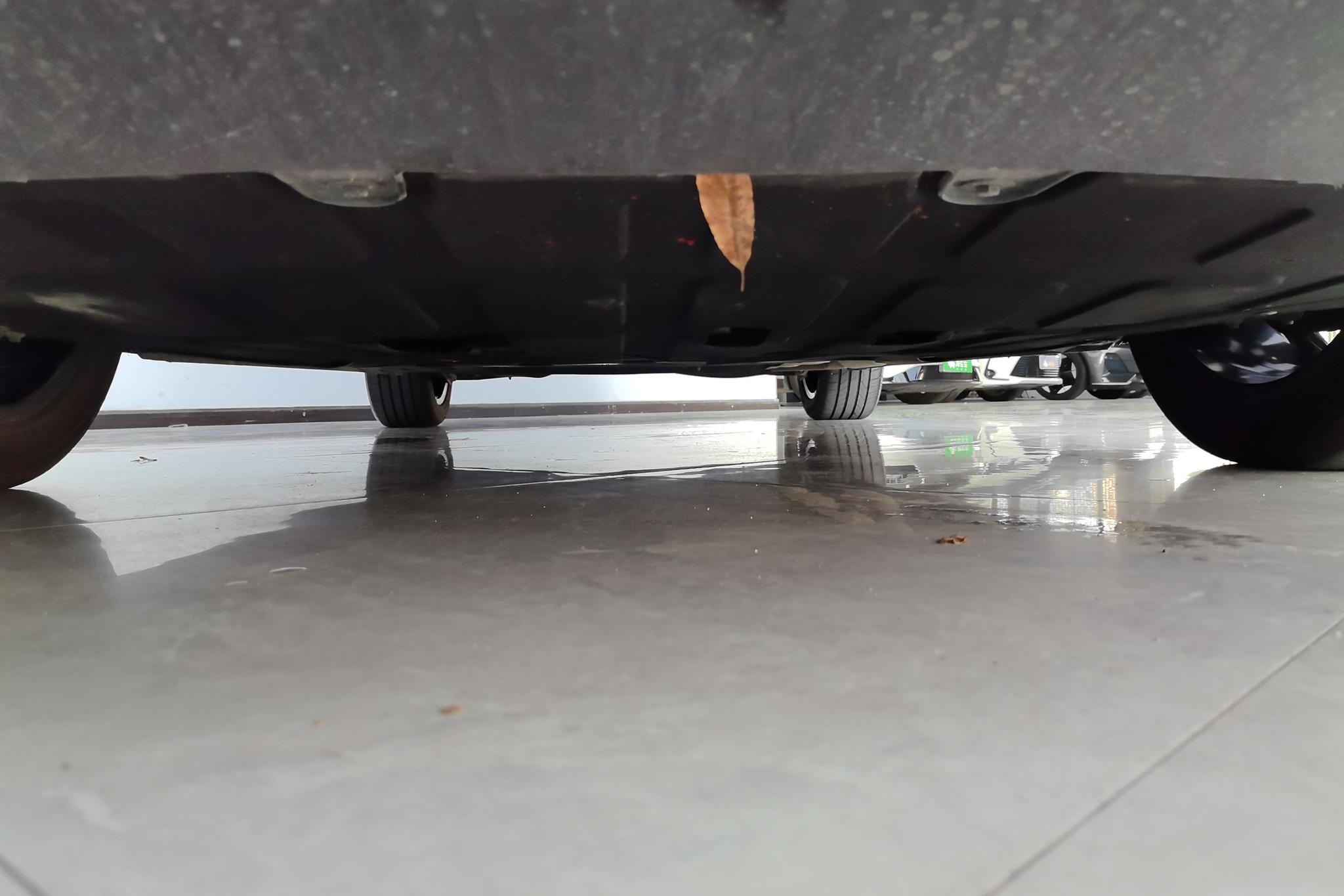 Roewe D7 DMH 2023 125