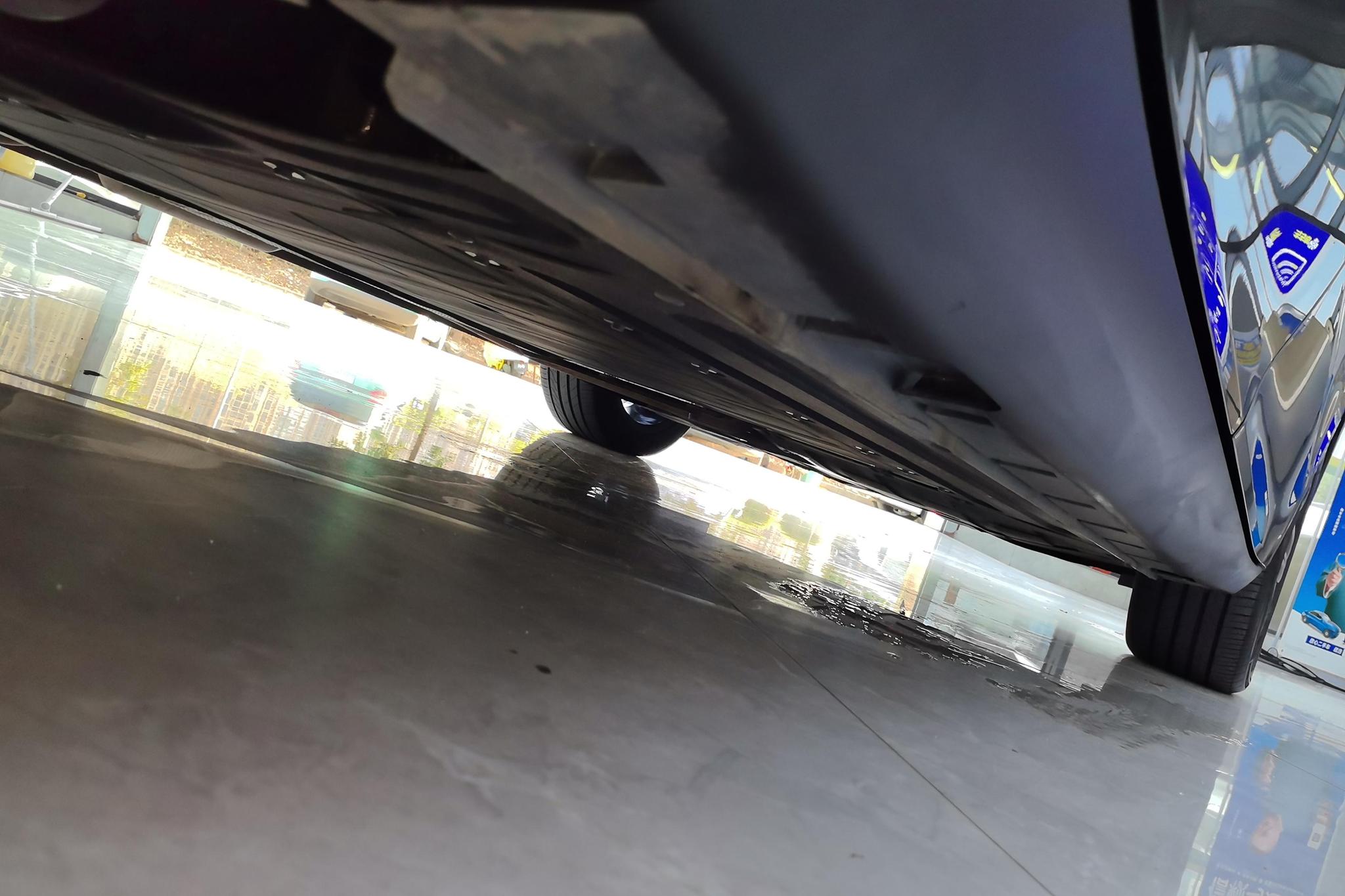 Roewe D7 DMH 2023 125
