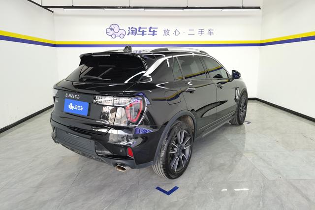 Lynk & Co 01 2021 2.0 TD 2 WD Pro — фото 3