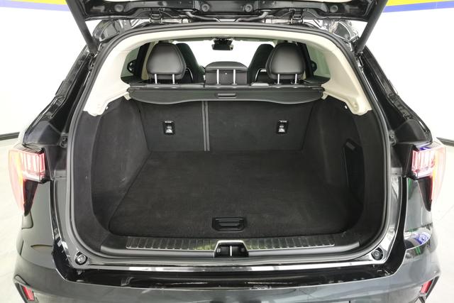 Lynk & Co 01 2021 2.0 TD 2 WD Pro — фото 17