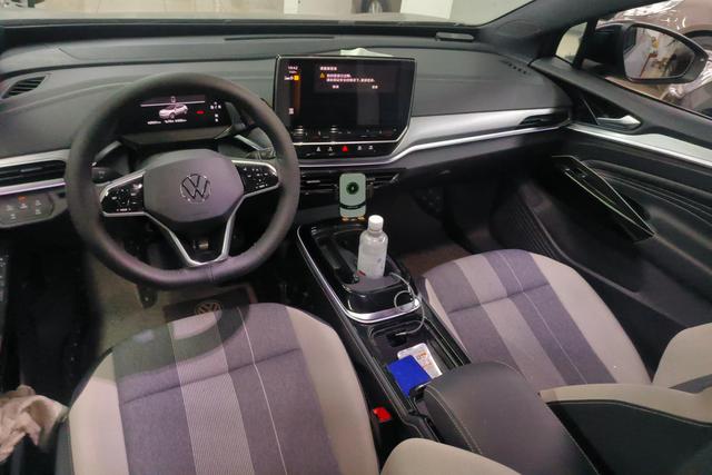 Volkswagen ID.4 CROZZ 2024 Темно-серый из Китая, фото 2