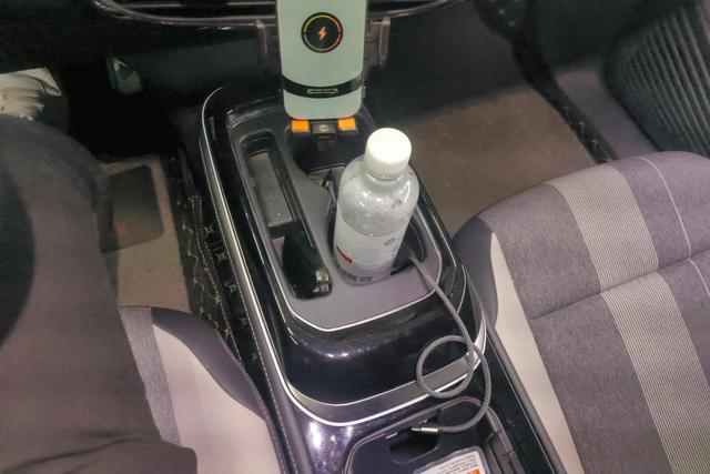 Volkswagen ID.4 CROZZ 2024 Темно-серый из Китая, фото 5