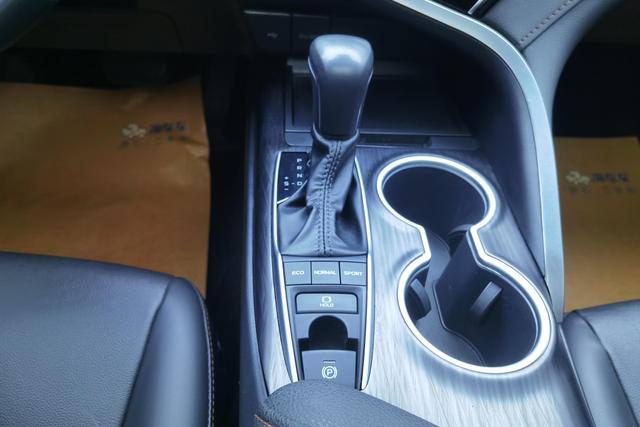 Toyota Camry 2023 2.5 G — фото 15