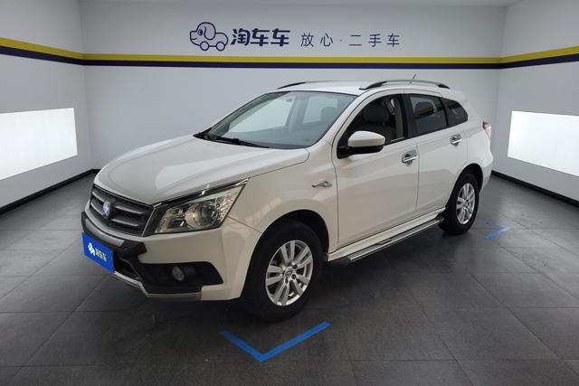 Venucia T70 2015 2.0 L CVT