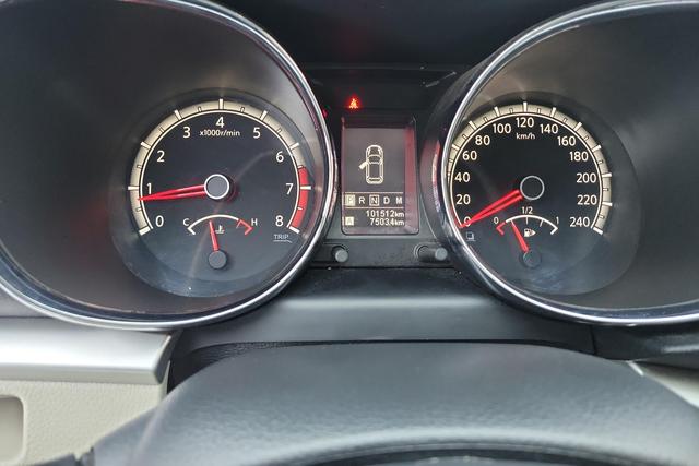 Venucia T70 2015 2.0 L CVT — фото 14