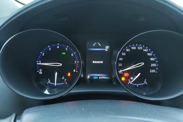 Toyota IZOA 2022 Белый из Китая