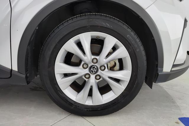 Toyota IZOA 2022 Белый из Китая, фото 3