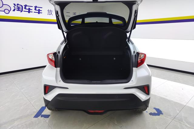 Toyota IZOA id 3840688 из Китая 11