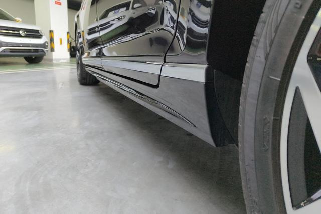 Volkswagen Magotan 2025 330 TSI DSGLuxury — фото 9
