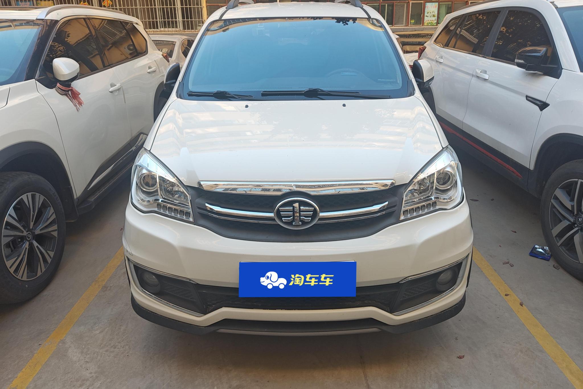FAW S80 2013 1.5L MT 5 мест Fashion