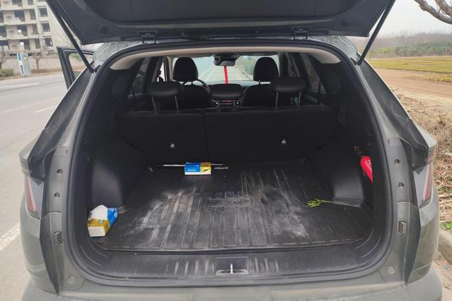 Hyundai Tucson 2025 L 1.5 T GLX — фото 17