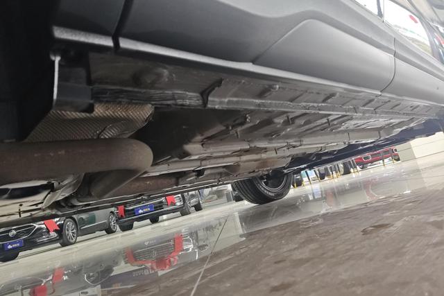 Changan Auchan X5 2021 1.5 T DCTPremium — фото 8
