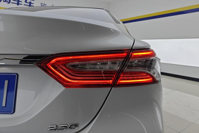 Toyota Camry 2020 Белый из Китая, фото 4