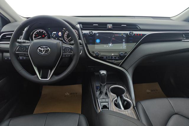 Toyota Camry id 3781402 из Китая 16