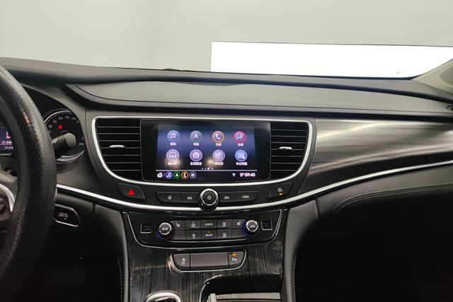 Buick Lacrosse 2021 — фото 12