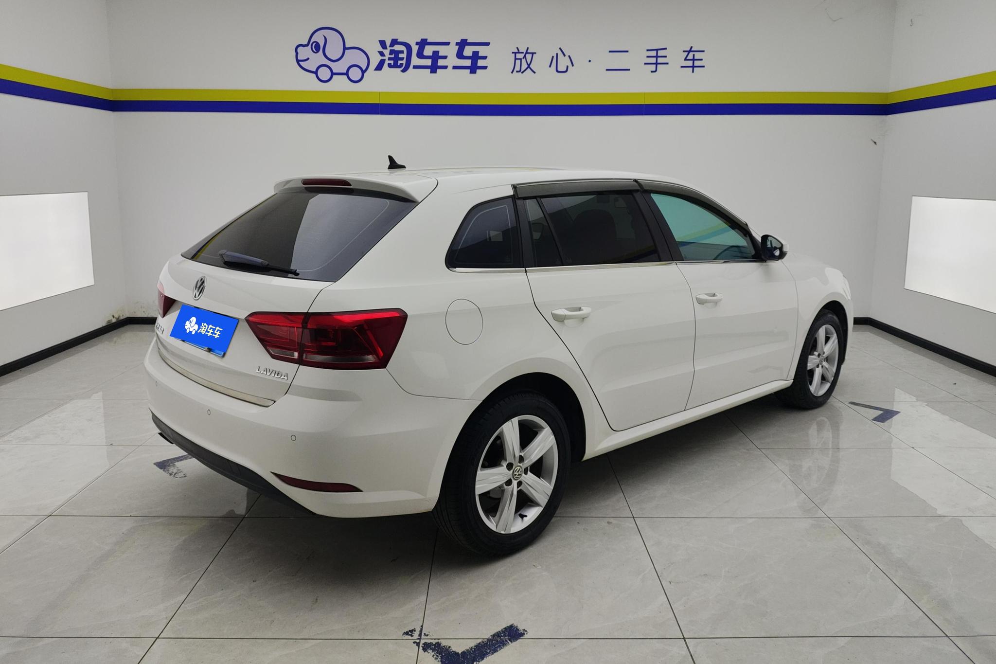 Volkswagen Gran Lavida 2017 1.6L AT