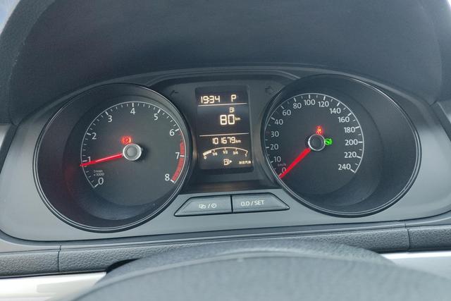 Volkswagen Gran Lavida 2017 1.6 L AT — фото 13