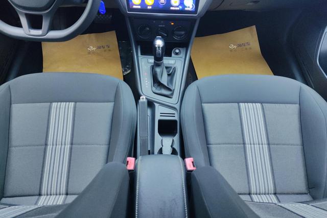 Volkswagen Gran Lavida 2017 1.6 L AT — фото 14
