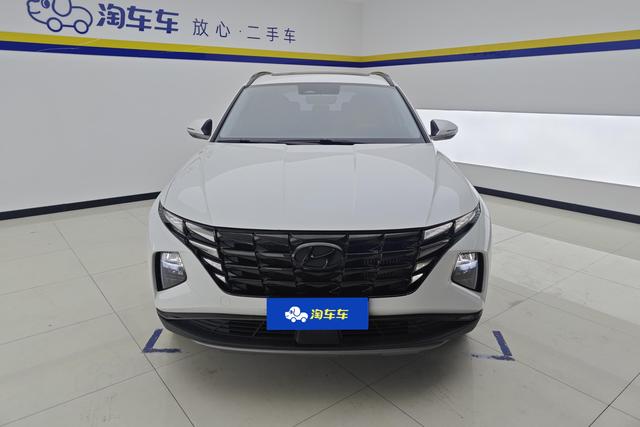 Hyundai Tucson 2023 Белый из Китая, фото 3