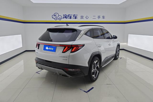 Hyundai Tucson 2023 Белый из Китая, фото 5