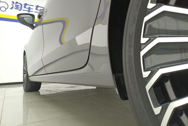 Volkswagen Passat 2025 Pro 380 TSI — фото 8