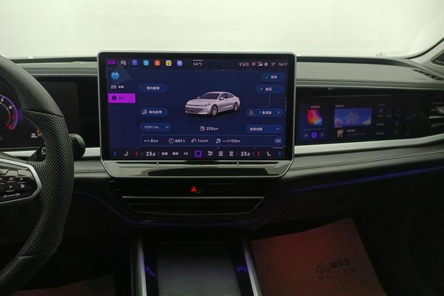 Volkswagen Passat 2025 Pro 380 TSI — фото 10