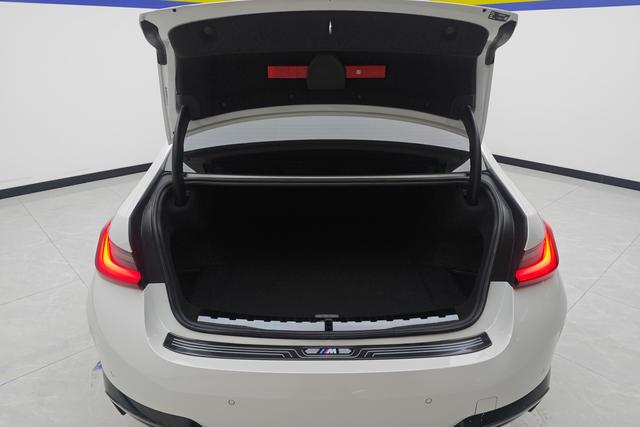 BMW i3 id 3840864 из Китая 8