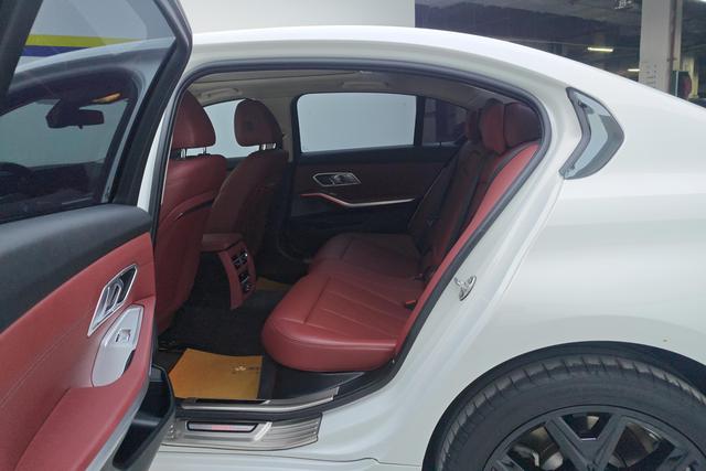 BMW i3 id 3840864 из Китая 16