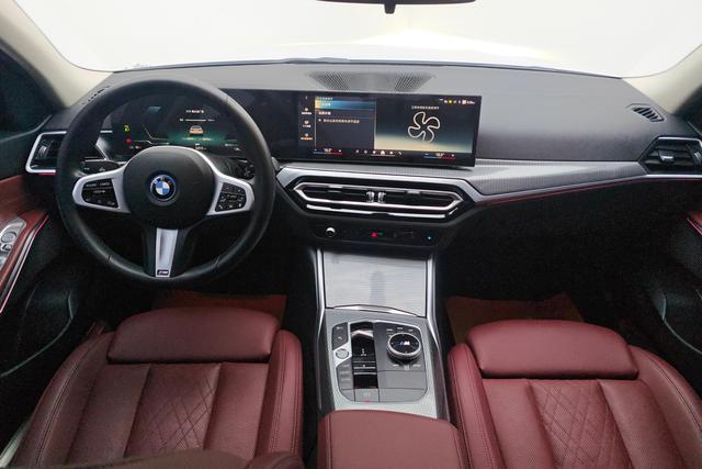 BMW i3 id 3840864 из Китая 17