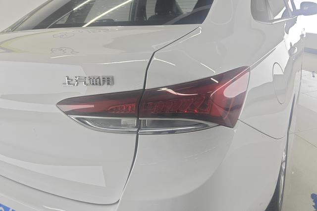 Buick Yinglang 2021 Белый из Китая, фото 3