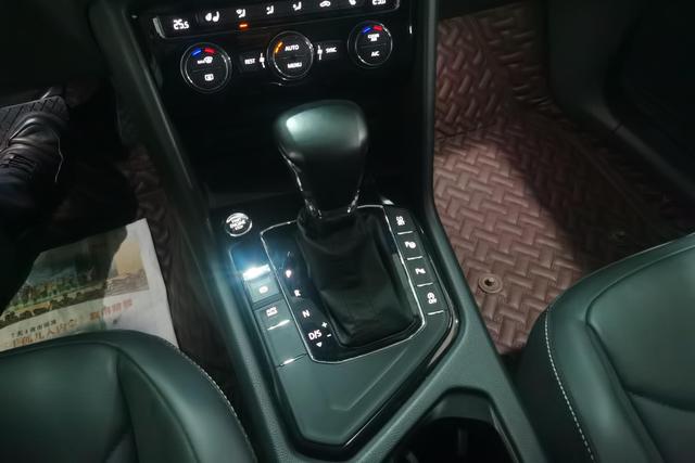 Volkswagen Tiguan L 2019 Другой из Китая, фото 4