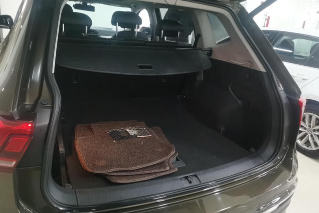 Volkswagen Tiguan L id 3791730 из Китая 8