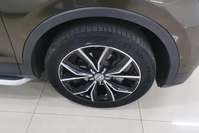 Volkswagen Tiguan L id 3791730 из Китая 16