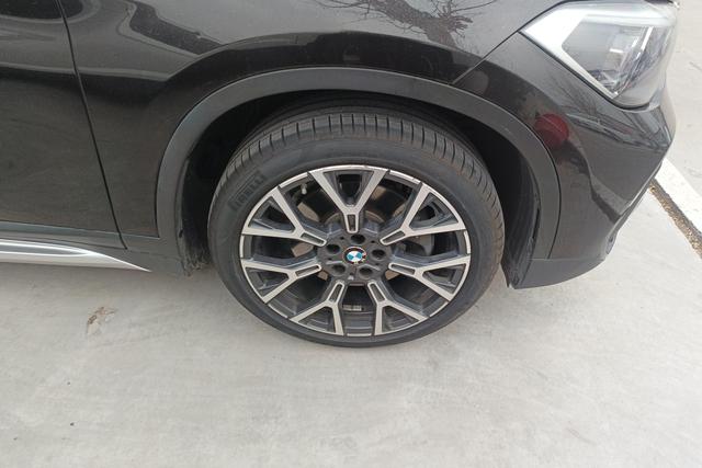 BMW X1 id 3781580 из Китая 11