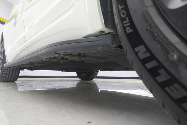 Ideal car Ideal ONE id 3804098 из Китая 14