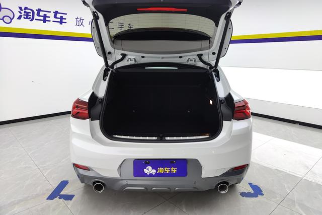 BMW X2 2021 — фото 17