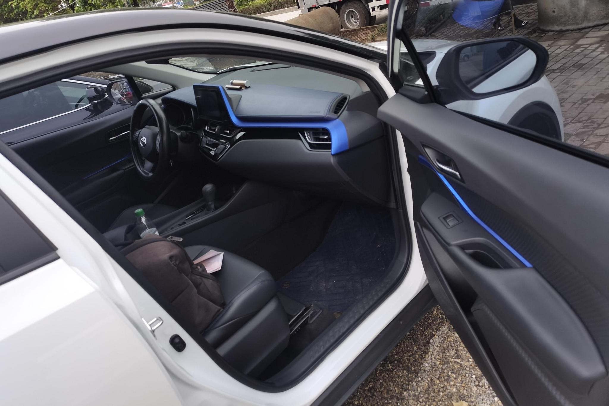 Toyota C-HR 2022 2.0L Lead