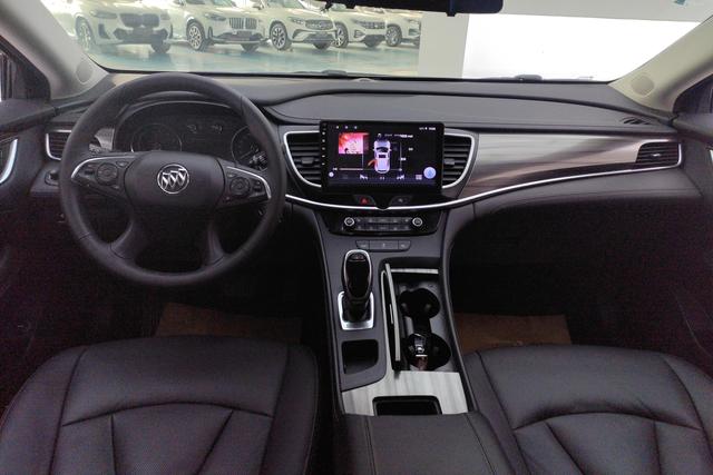Buick Lacrosse 2018 — фото 11