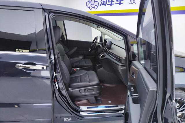 Honda Odyssey 2022 2.0 L · — фото 15
