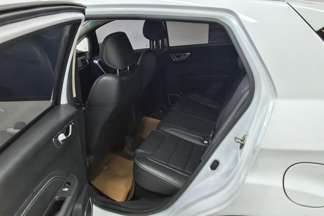Geely X3 2017 1.5 L MTPremium — фото 16