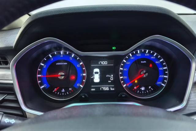 Geely X3 2017 1.5 L MTPremium — фото 14