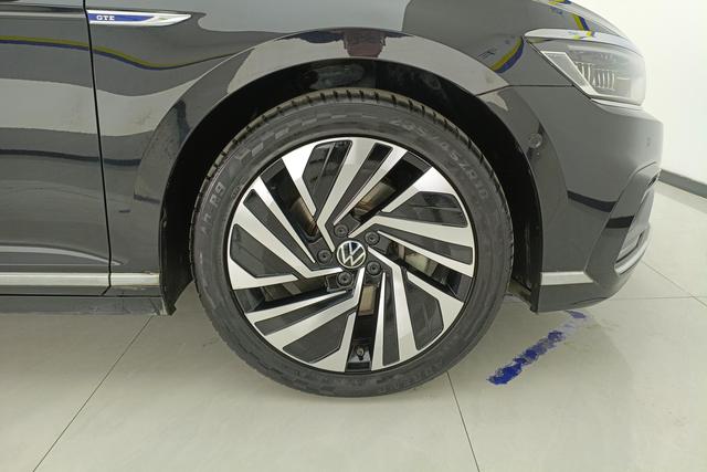 Volkswagen Magotan PHEV 2021 Черный из Китая, фото 5