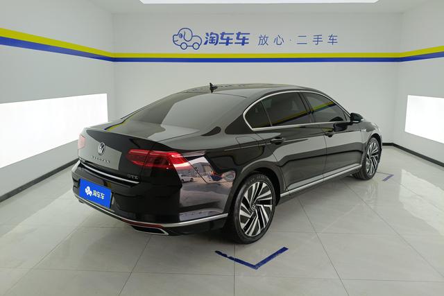 Volkswagen Magotan PHEV 2021 Черный из Китая, фото 6