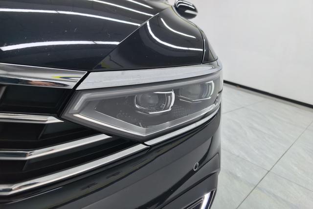 Volkswagen Magotan PHEV 2021 Черный из Китая, фото 5