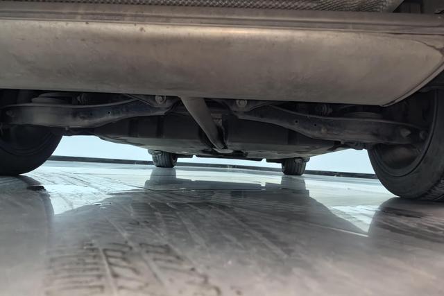 Volkswagen Magotan PHEV id 3803891 из Китая 14