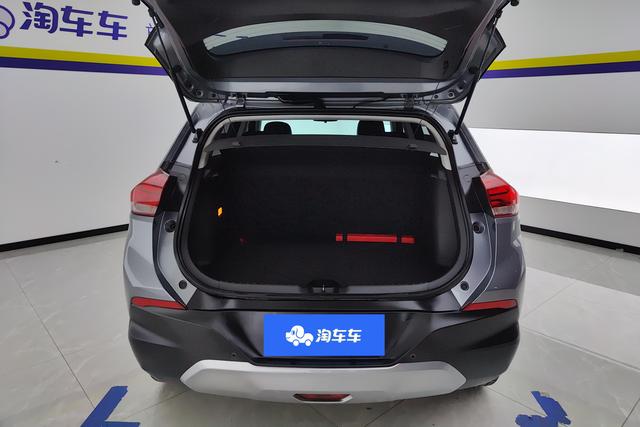 Chevrolet Chuangku 2021 Темно-серый из Китая, фото 3