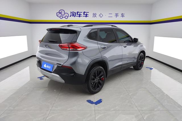 Chevrolet Tracker 2021 Redline 335 T CVT VI — фото 3