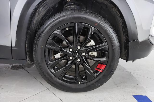Chevrolet Tracker 2021 Redline 335 T CVT VI — фото 7