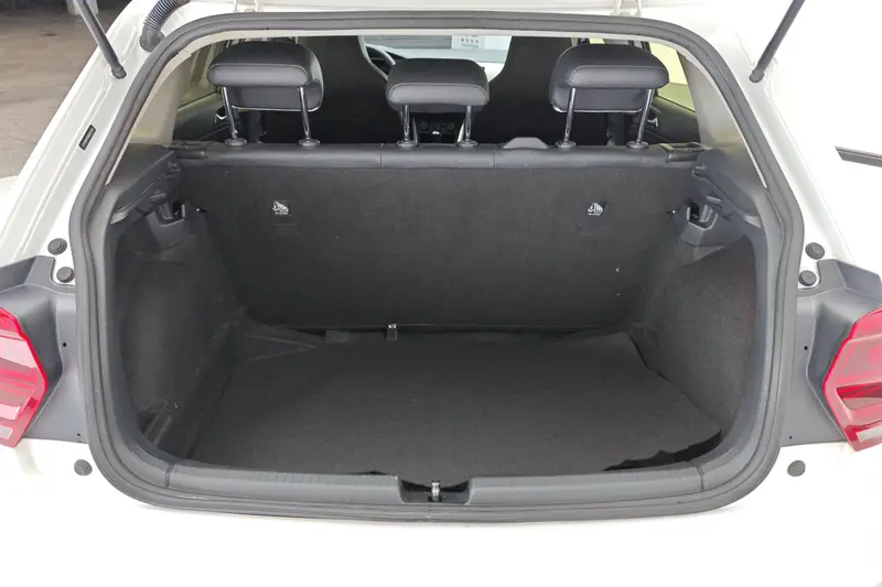 Volkswagen Polo Plus 1.5 L ATTech — фото 12